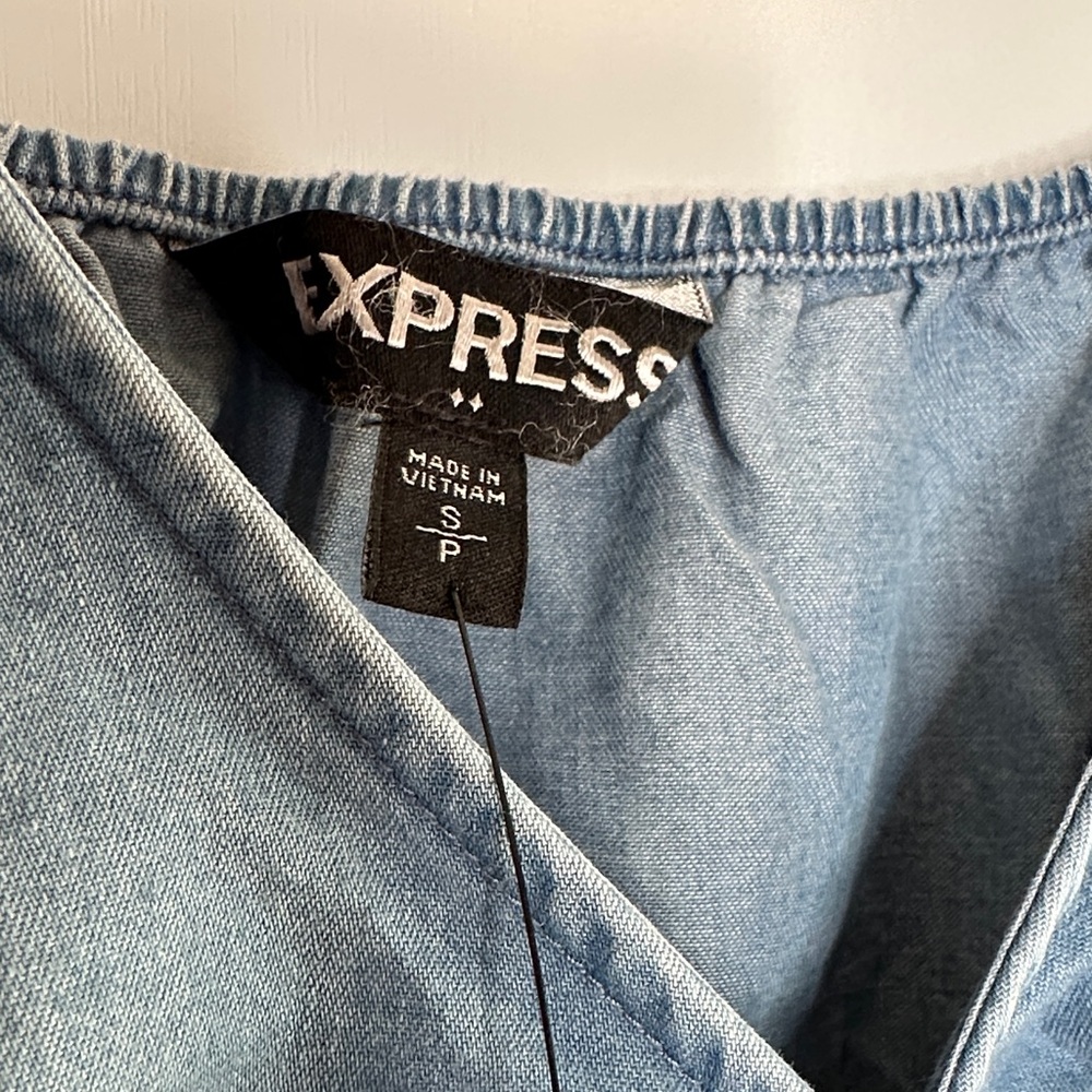 Express Light Blue Denim Ruffle Camisole Size Small - Picture 5 of 7